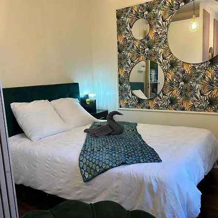 Little Close Paris Apartment Charenton-le-Pont